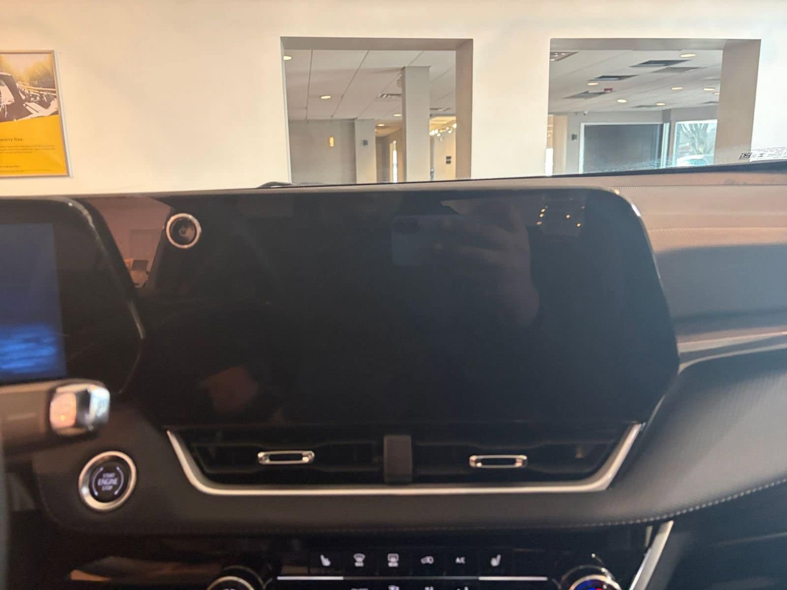 Thumbnail: 2025 Chevrolet Equinox - 20