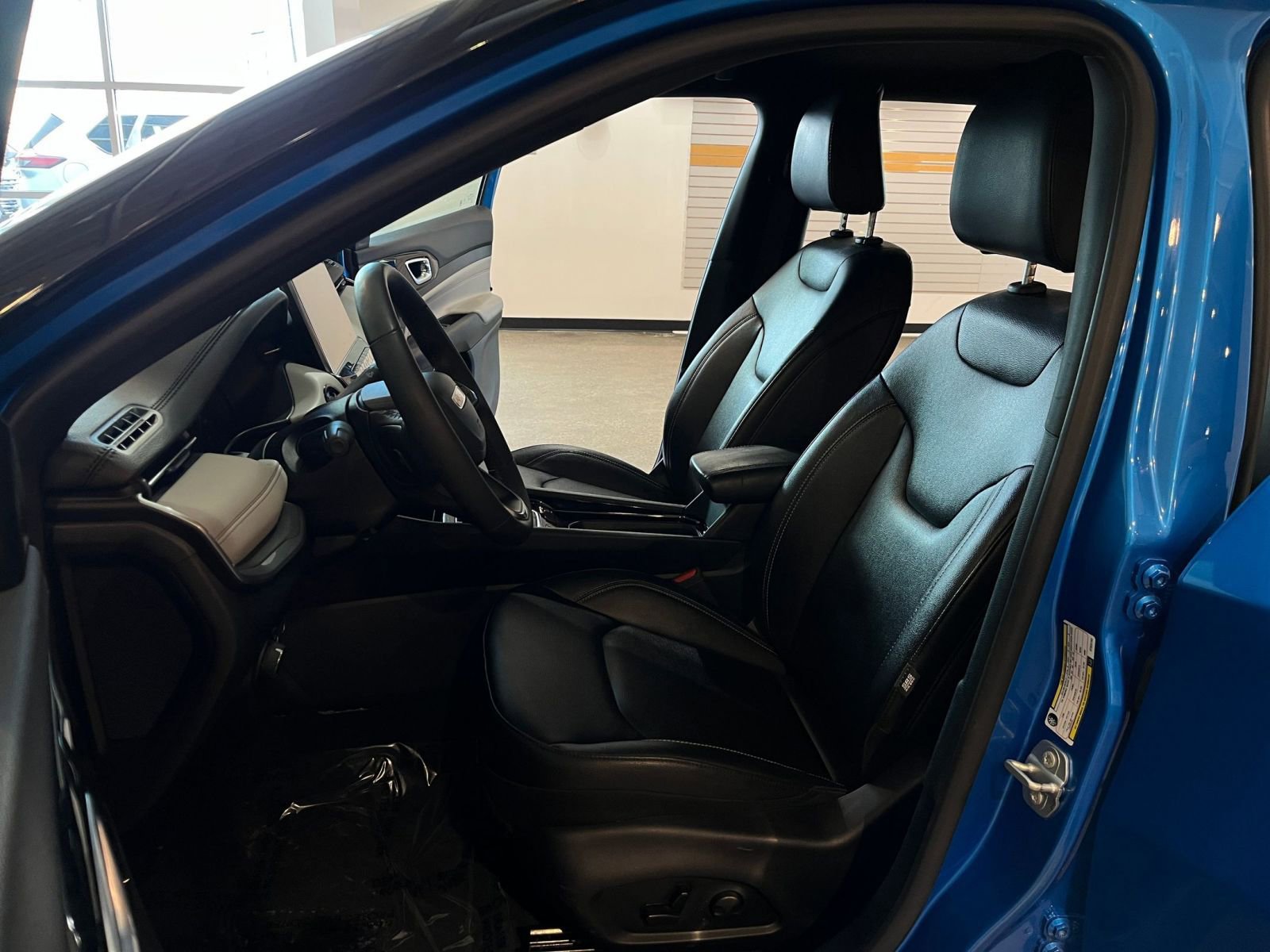 Thumbnail: 2025 Jeep Compass - 27