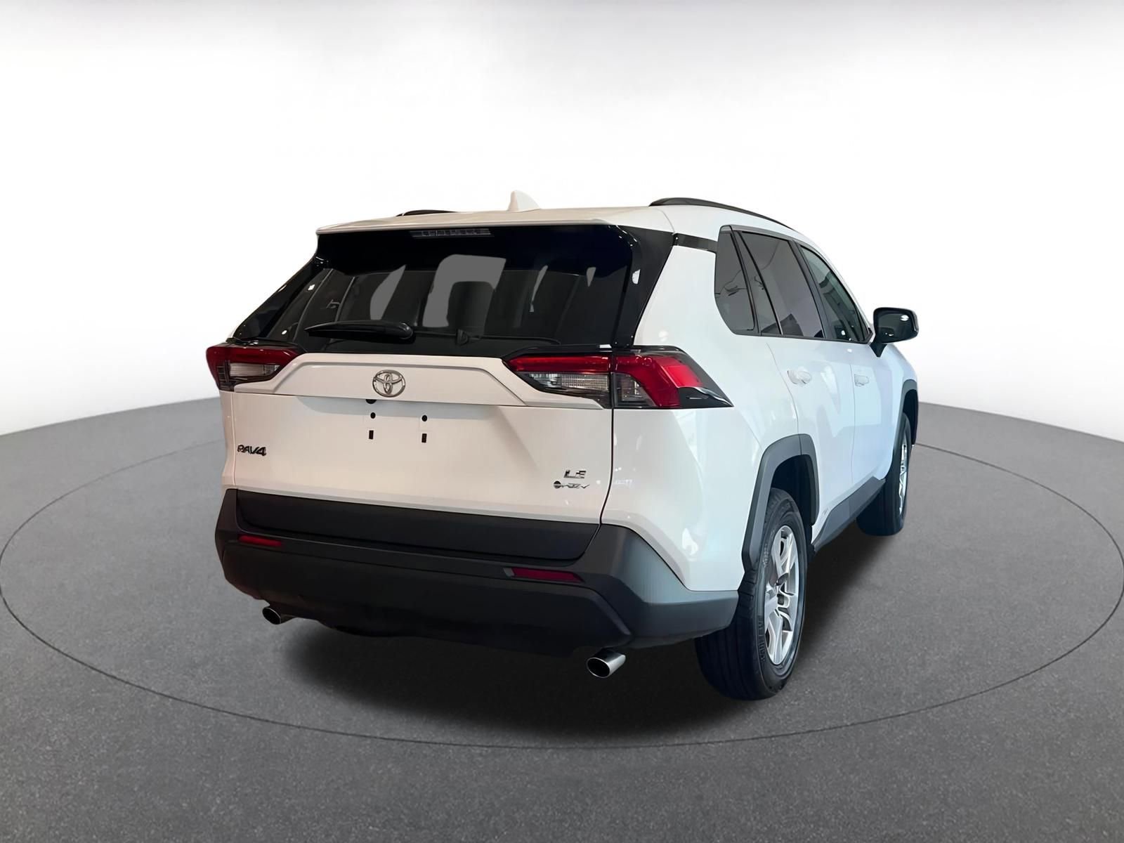 Thumbnail: 2025 Toyota RAV4 - 15