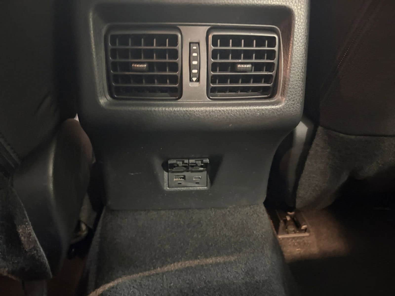 Thumbnail: 2025 Toyota Camry - 23