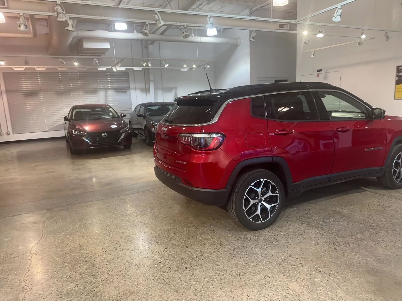 Thumbnail: 2025 Jeep Compass - 15