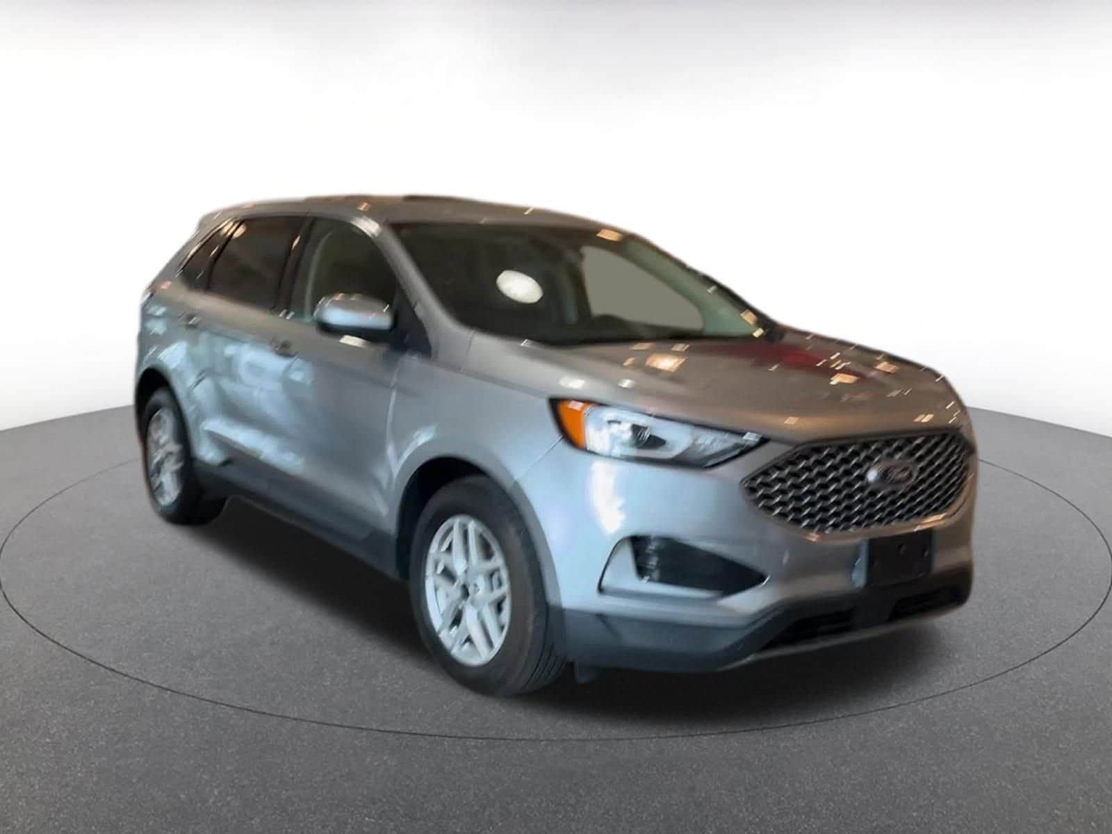 Thumbnail: 2024 Ford Edge - 3