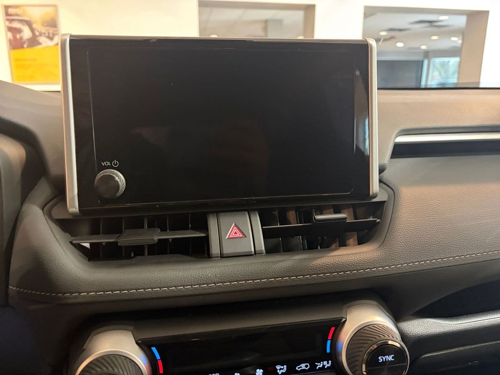 Thumbnail: 2025 Toyota RAV4 - 18