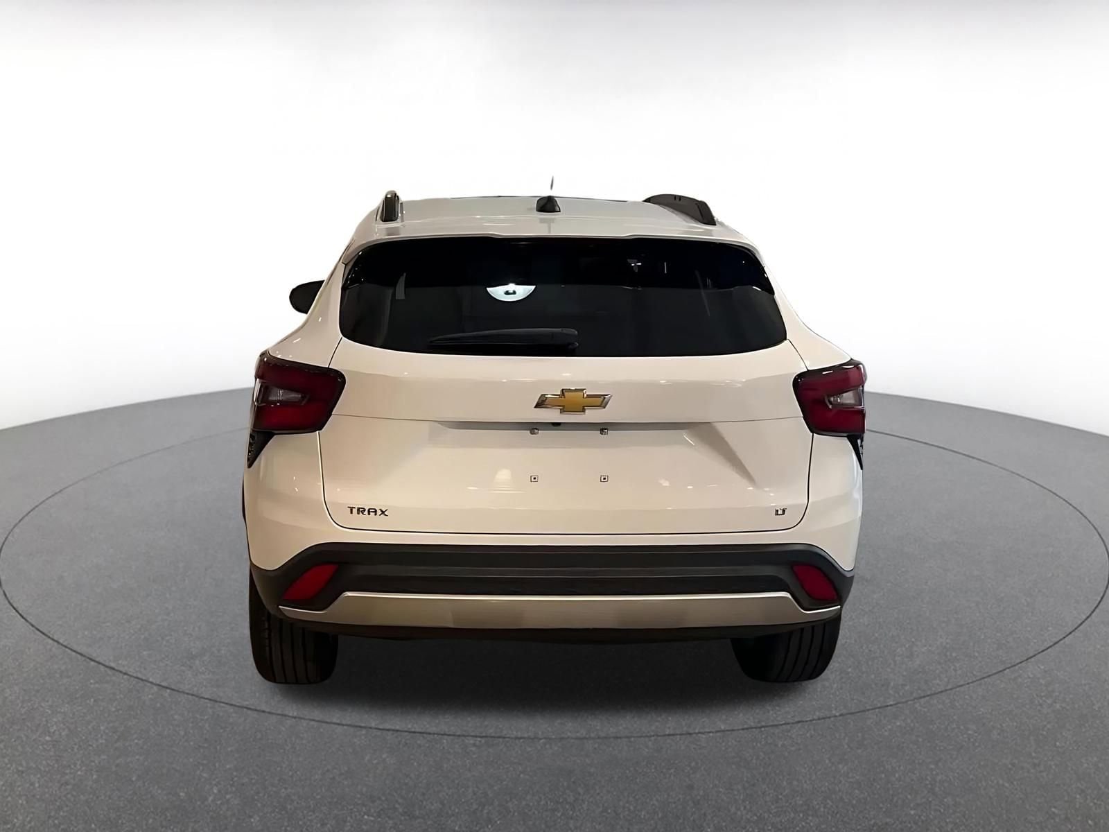 Thumbnail: 2025 Chevrolet Trax - 12