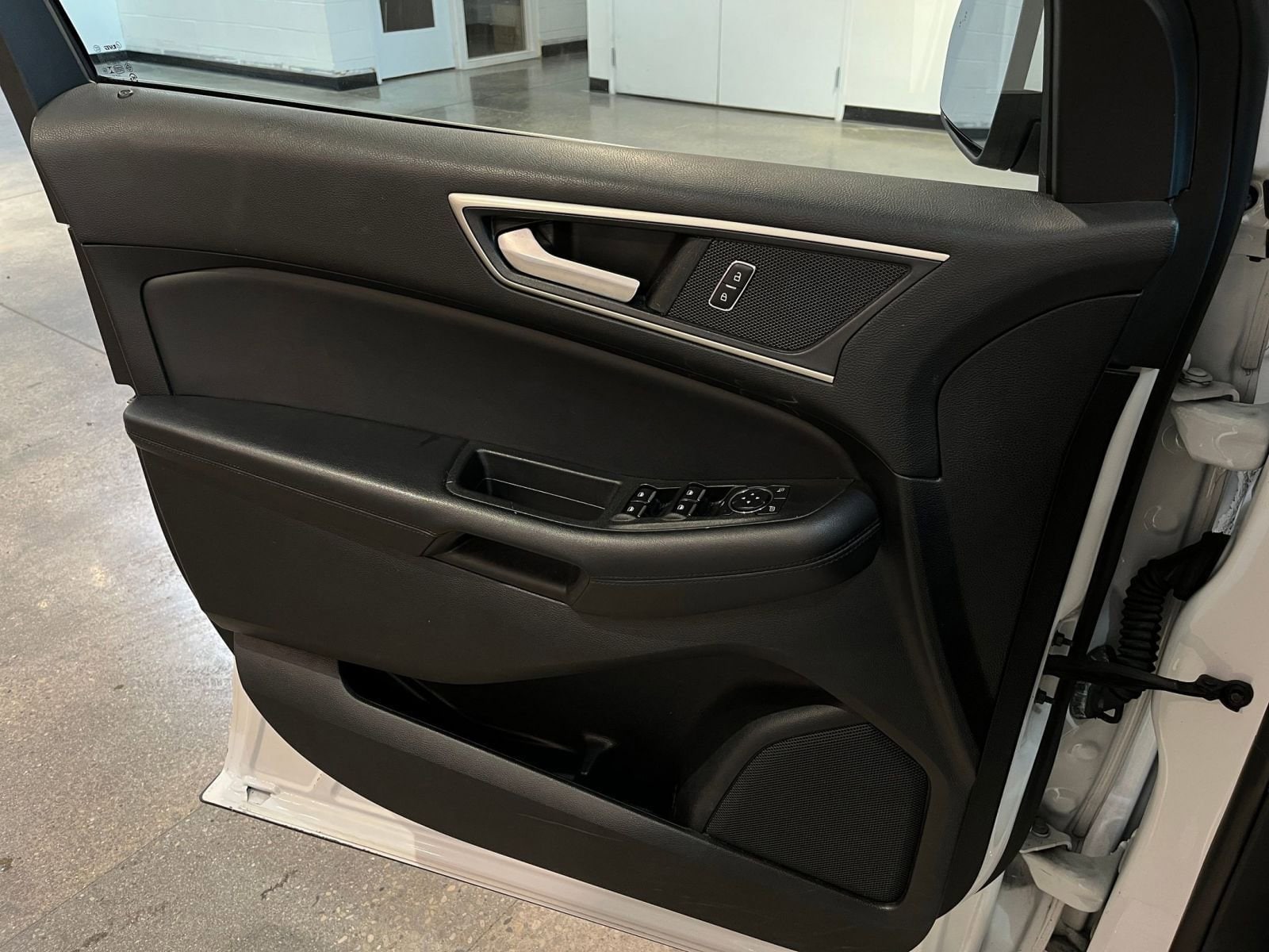 Thumbnail: 2024 Ford Edge - 20