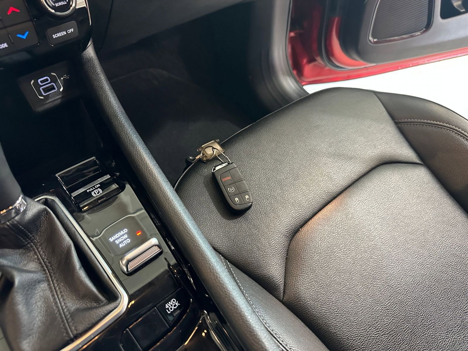 Thumbnail: 2025 Jeep Compass - 21