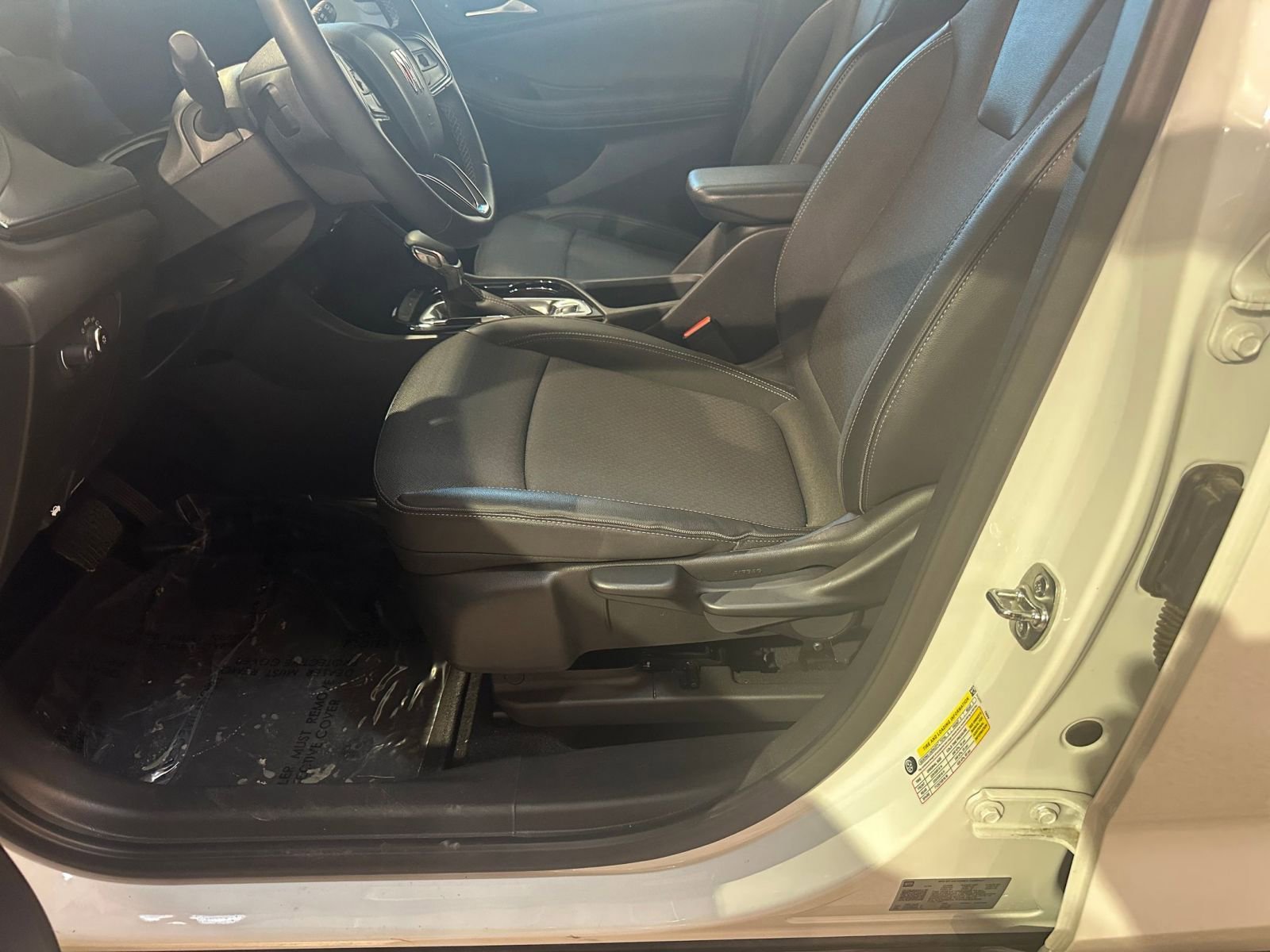 Thumbnail: 2025 Buick Encore GX - 23