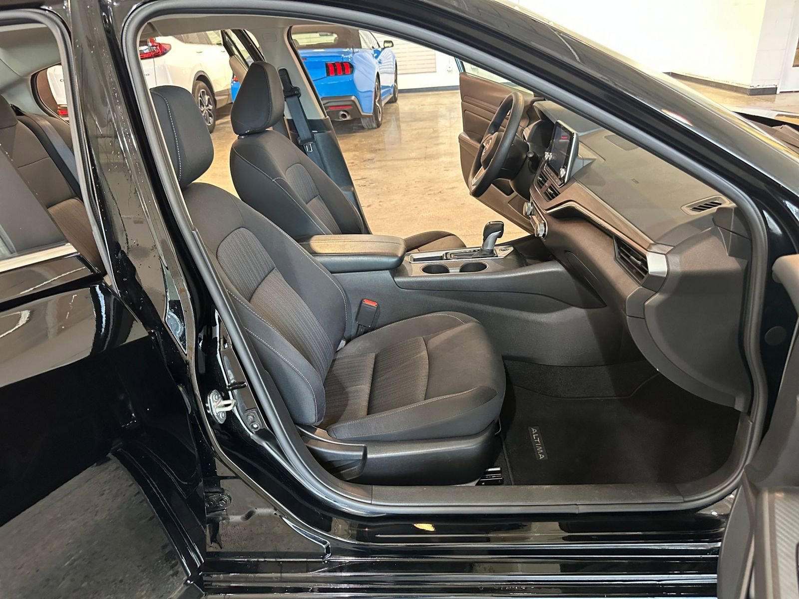 Thumbnail: 2025 Nissan Altima - 35