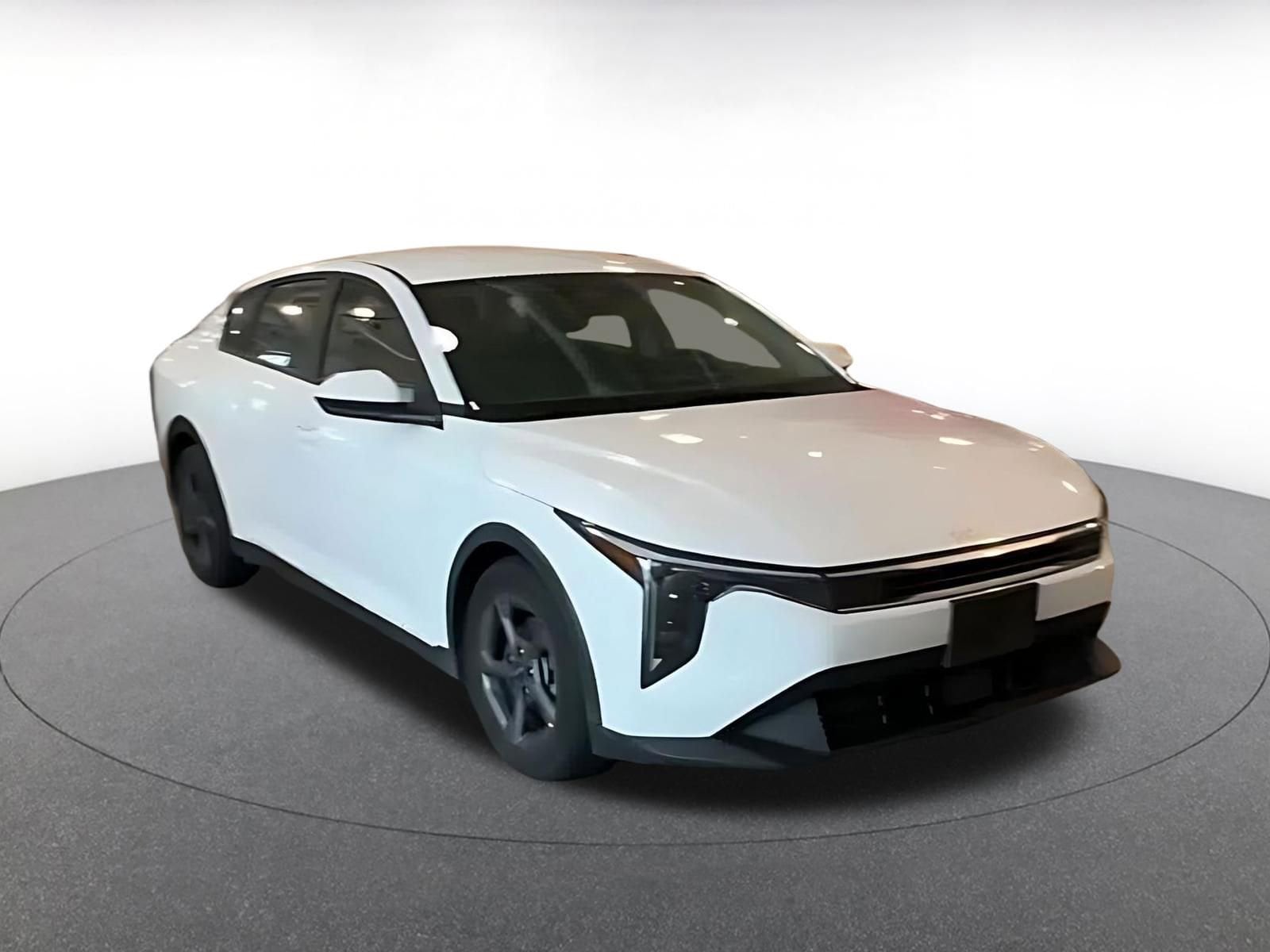 Thumbnail: 2025 Kia K4 - 3