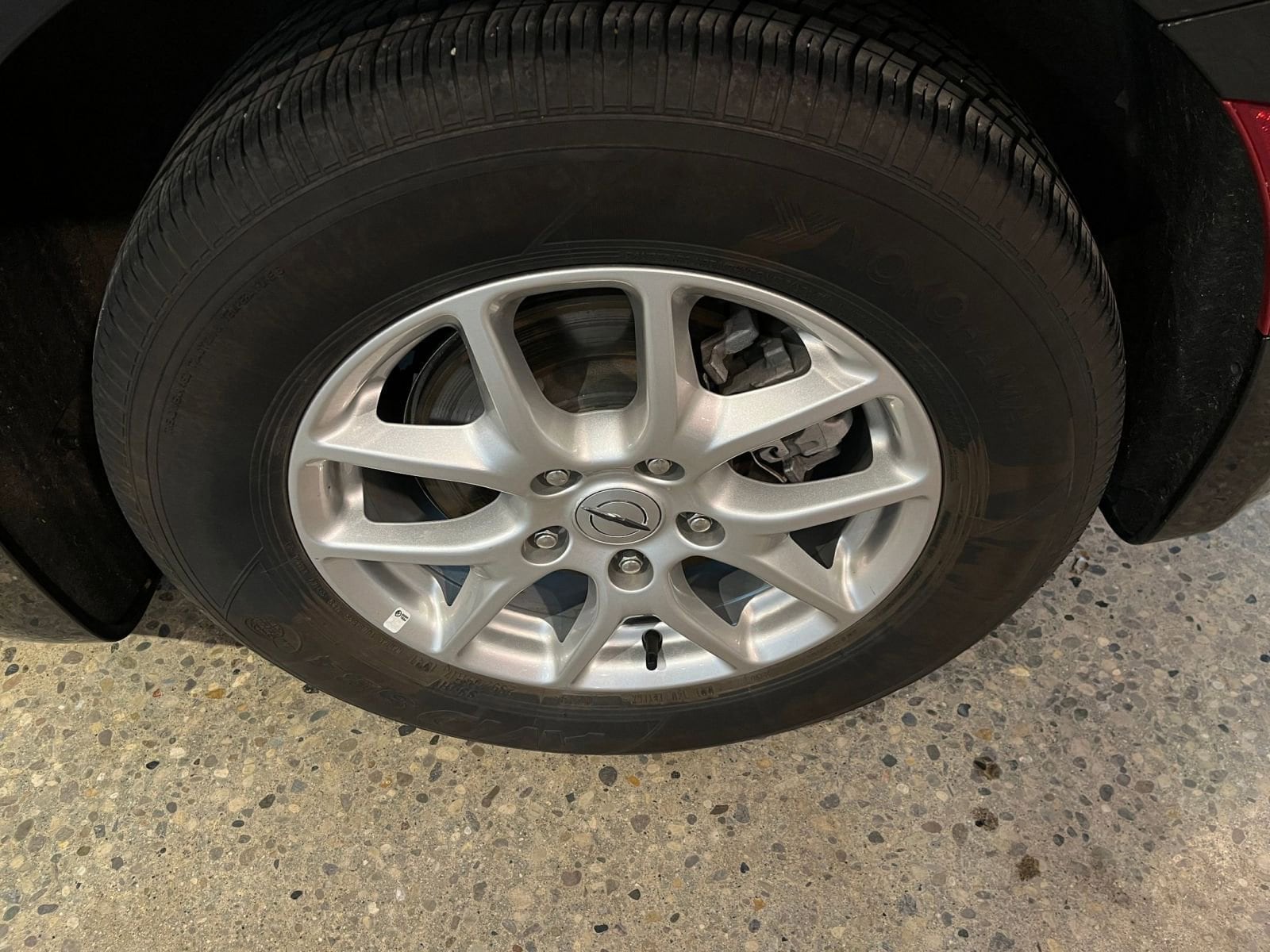 Thumbnail: 2024 Chrysler Pacifica - 32