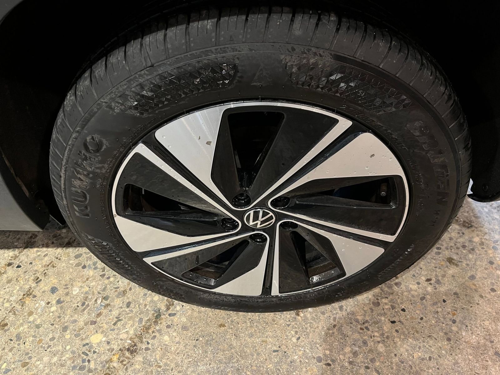 Thumbnail: 2025 Volkswagen Taos - 30