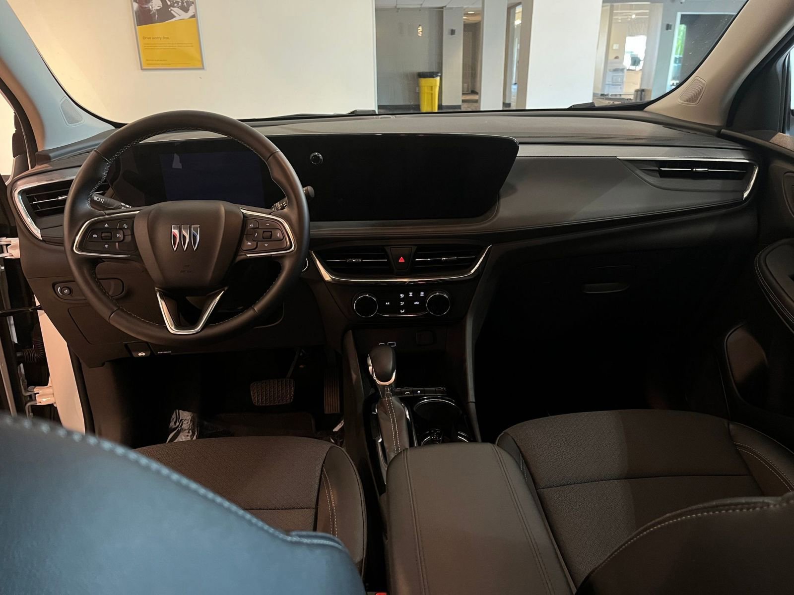 Thumbnail: 2025 Buick Encore GX - 32