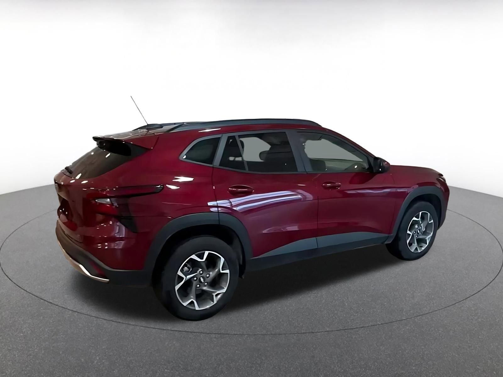 Thumbnail: 2025 Chevrolet Trax - 12
