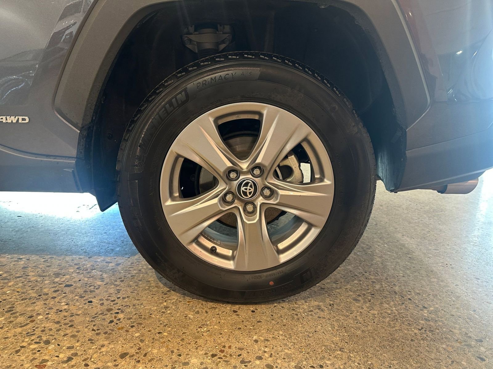 Thumbnail: 2025 Toyota RAV4 - 30