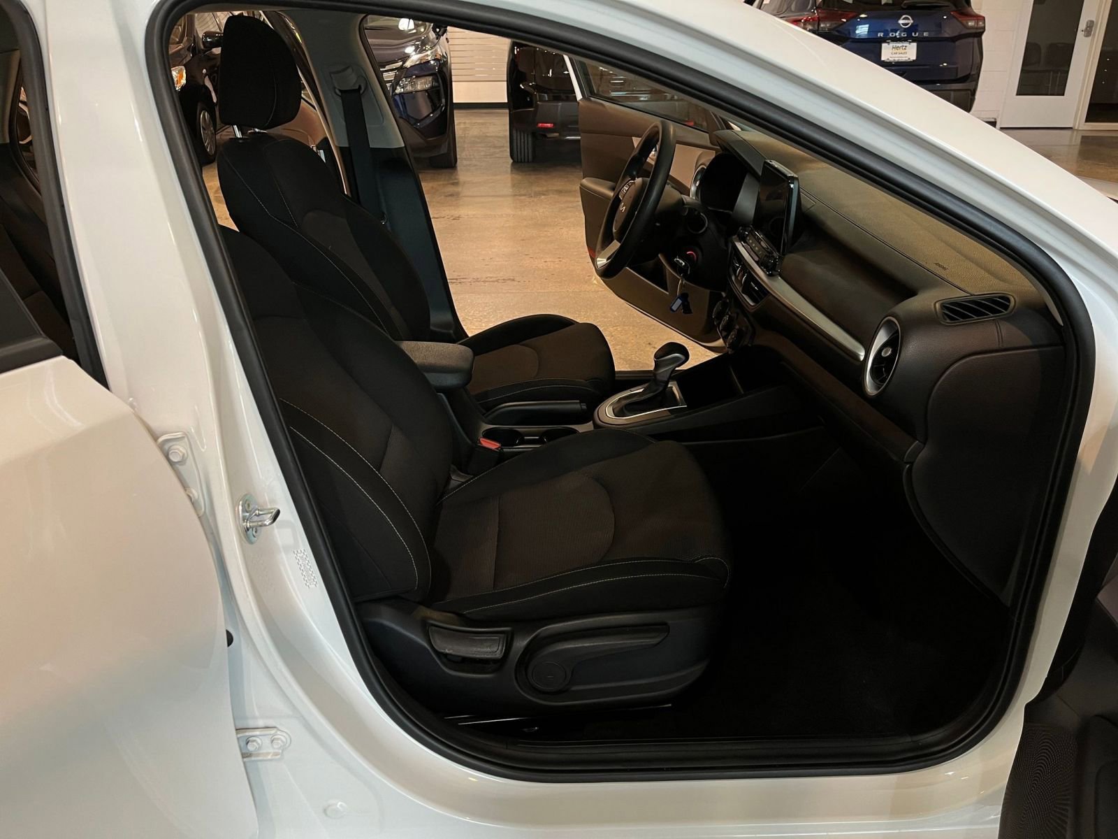 Thumbnail: 2024 Kia Forte - 35