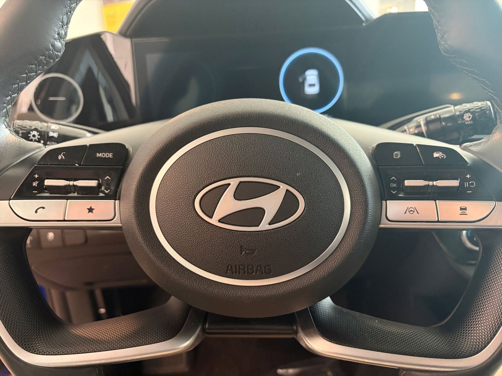 Thumbnail: 2025 Hyundai Elantra - 27