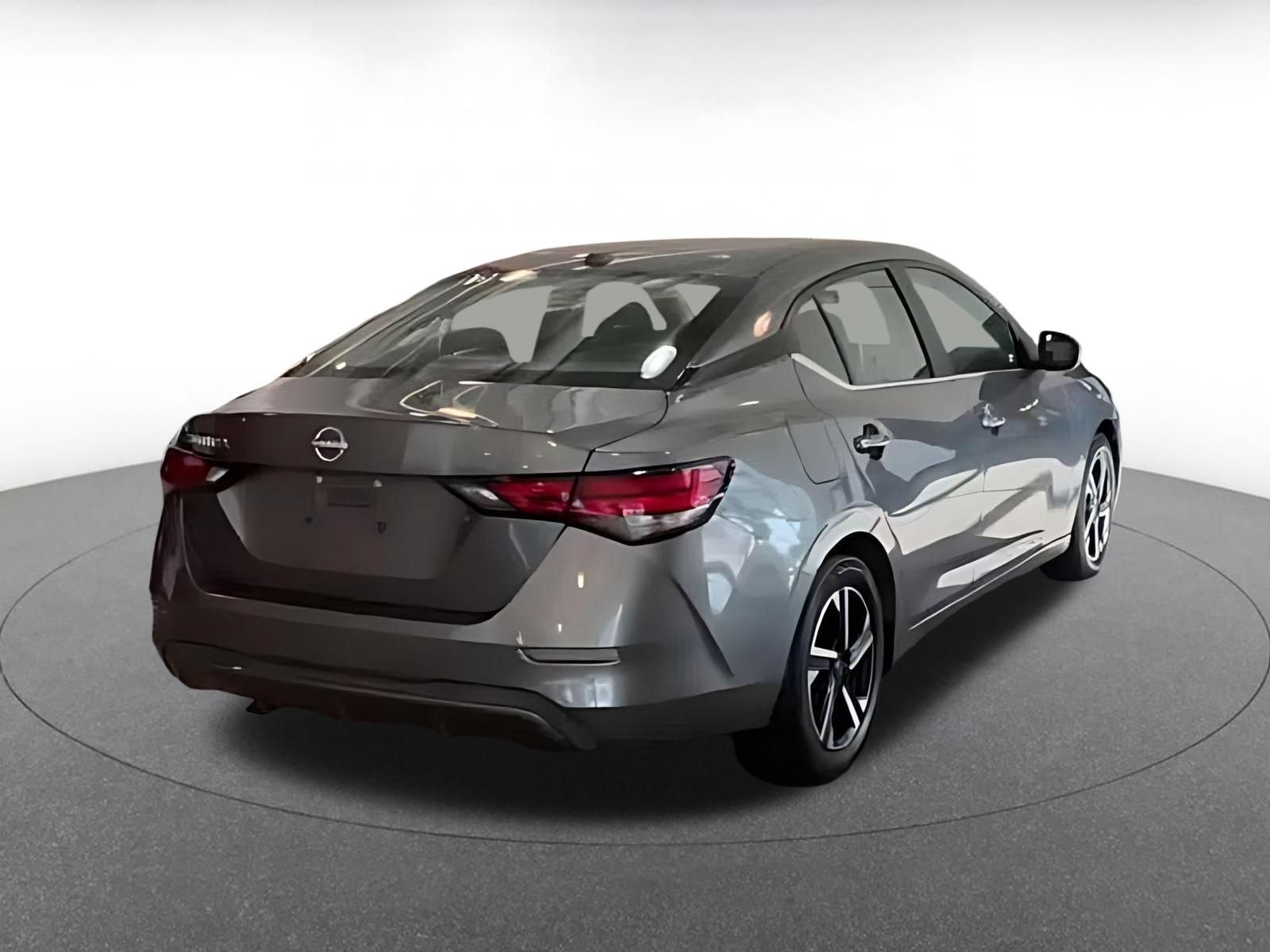 Thumbnail: 2025 Nissan Sentra - 10