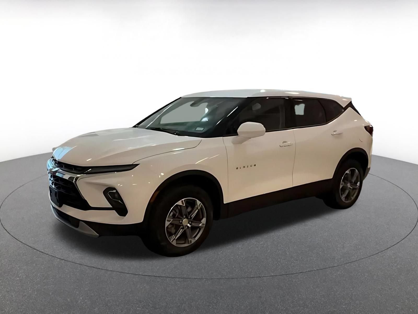Thumbnail: 2025 Chevrolet Blazer - 9
