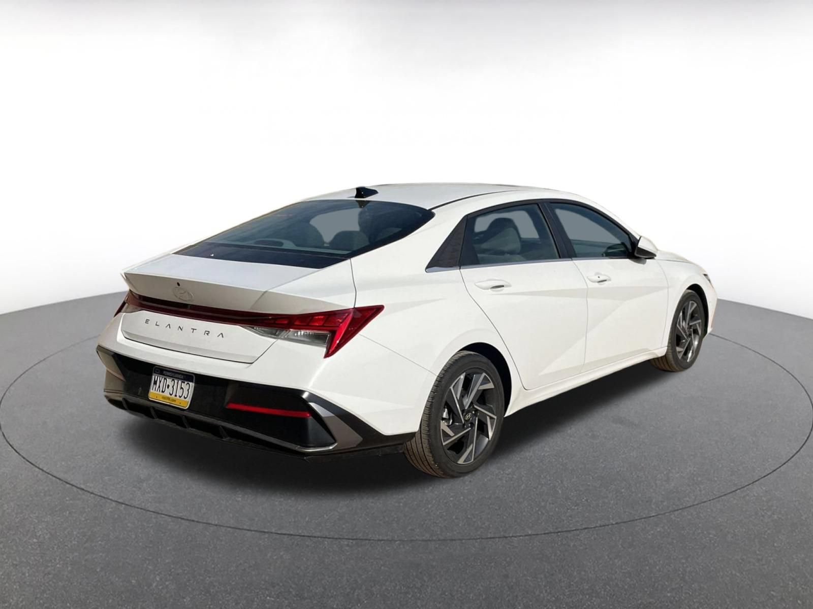Thumbnail: 2025 Hyundai Elantra - 16