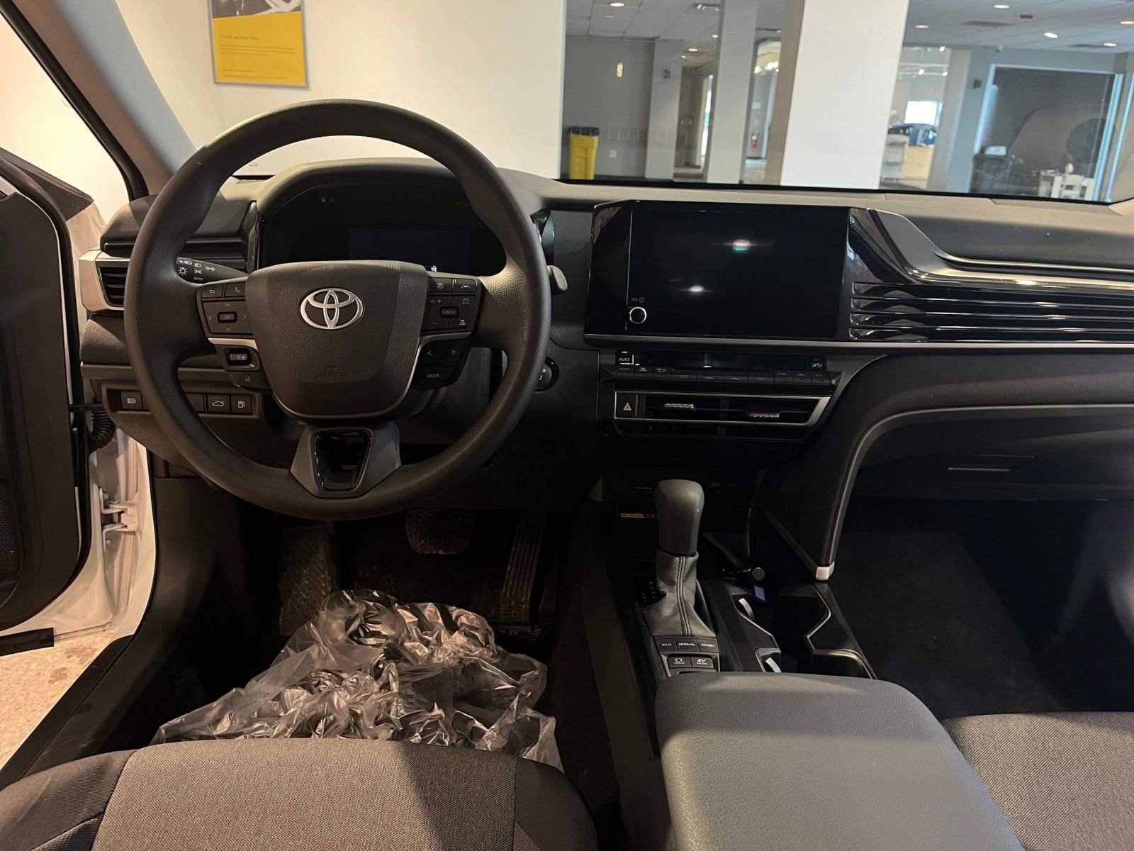 Thumbnail: 2025 Toyota Camry - 34