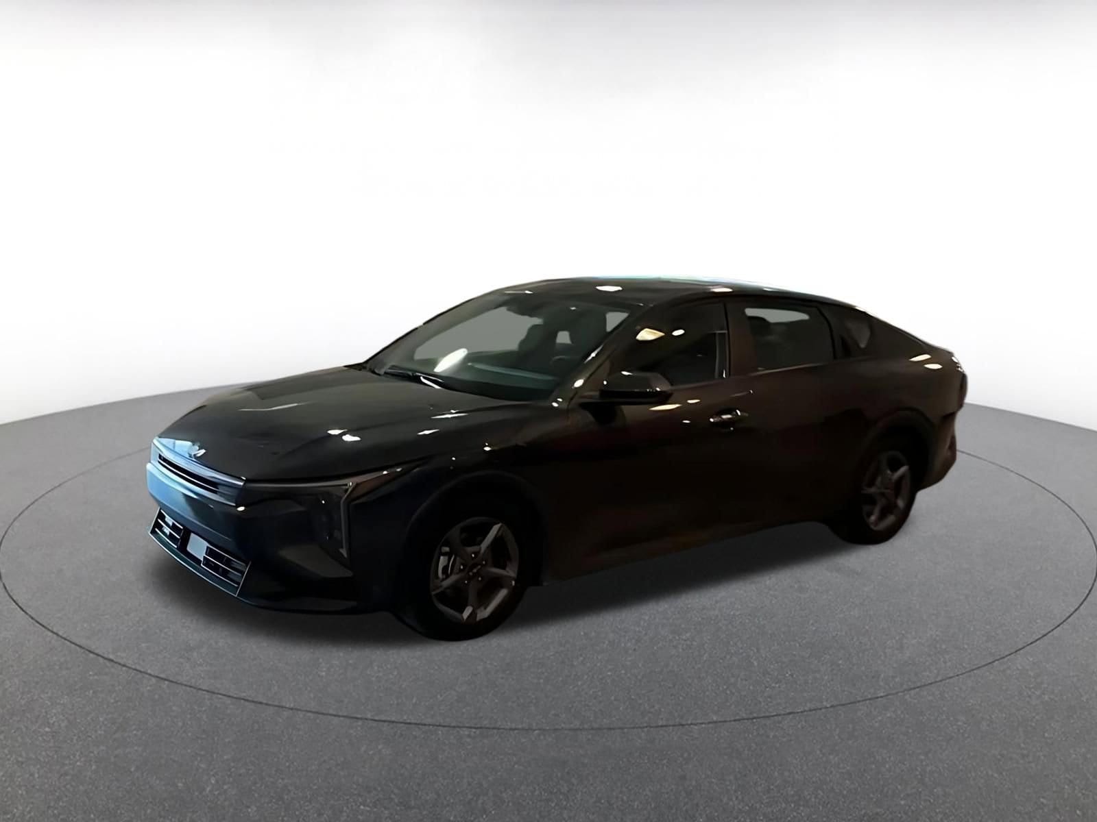 Thumbnail: 2025 Kia K4 - 3