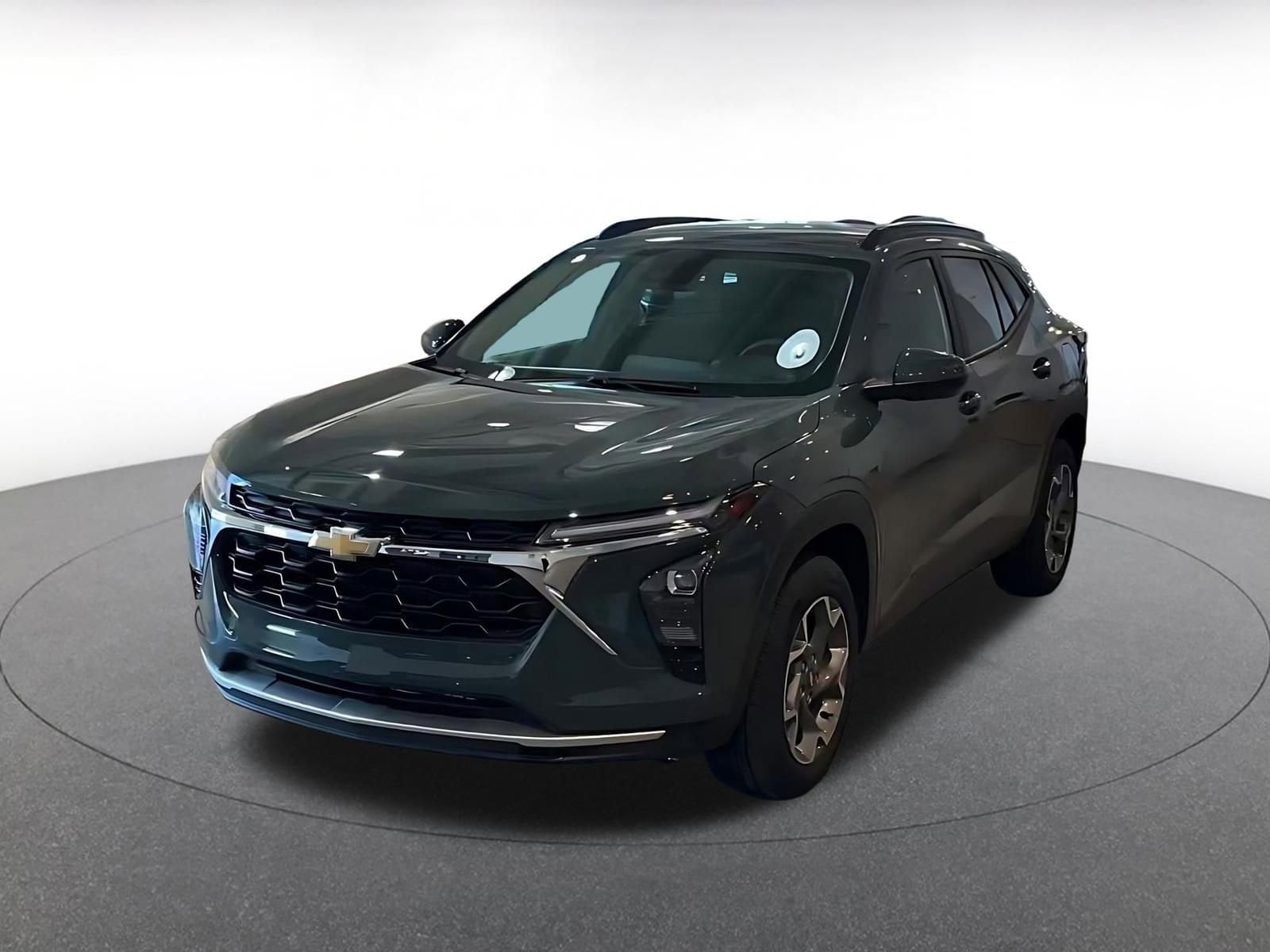 Thumbnail: 2025 Chevrolet Trax - 7