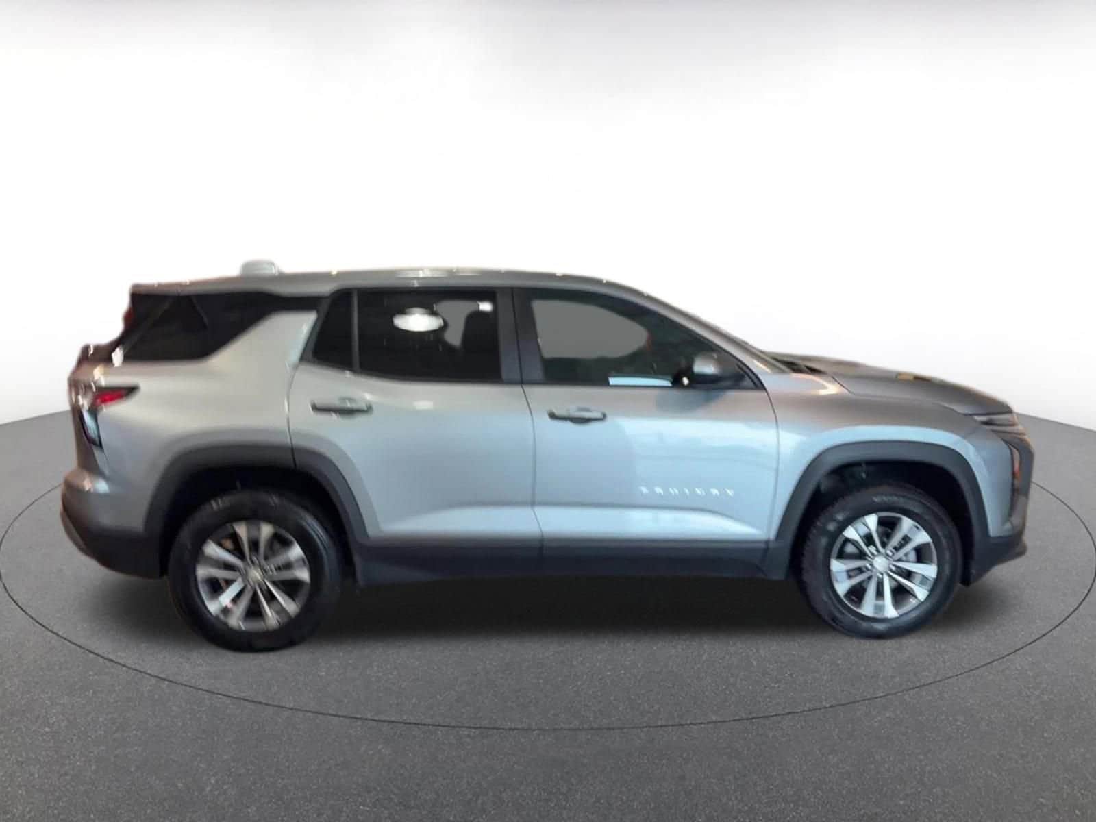 Thumbnail: 2025 Chevrolet Equinox - 17