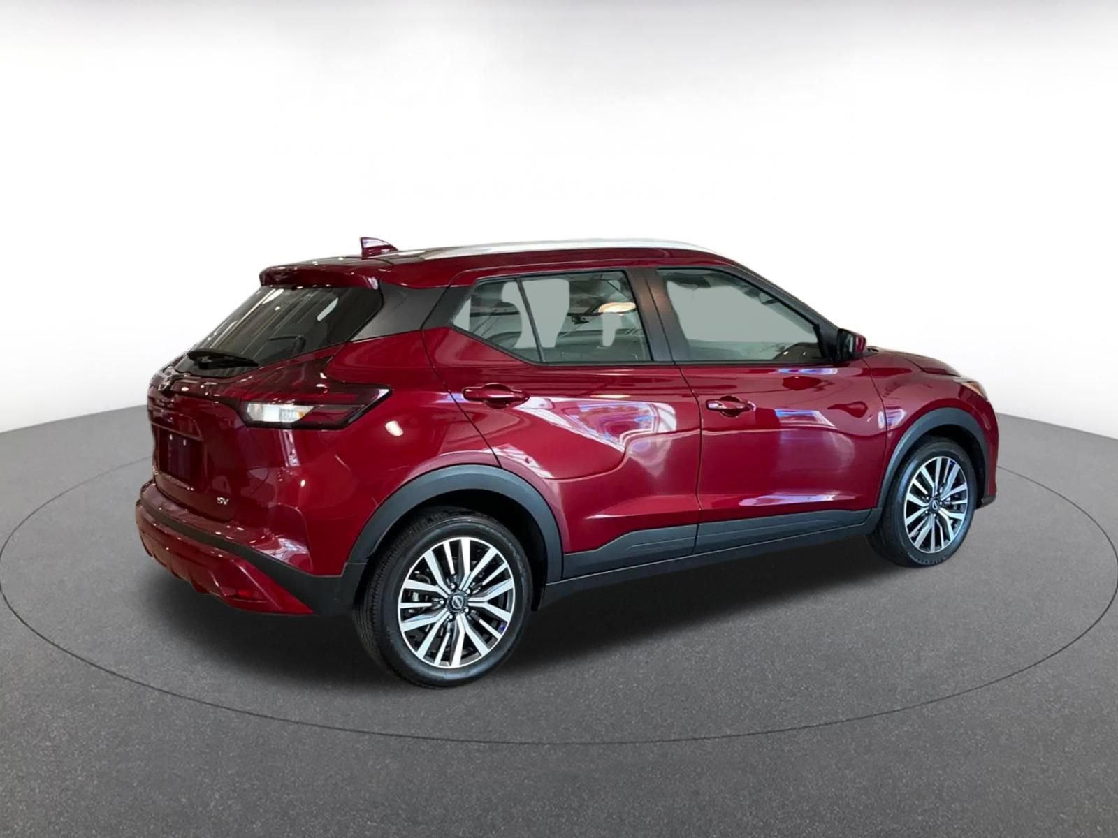 Thumbnail: 2024 Nissan Kicks - 15