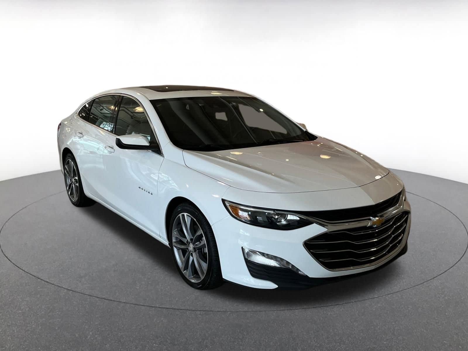 Thumbnail: 2023 Chevrolet Malibu - 1