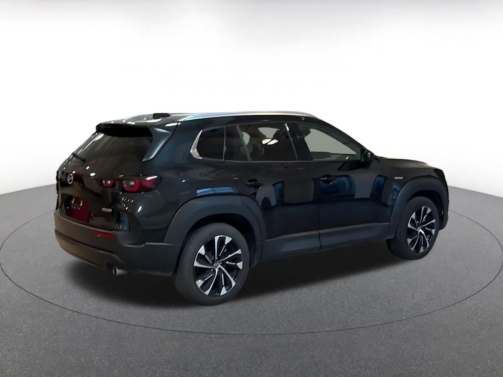 Thumbnail: 2025 Mazda CX-50 - 14