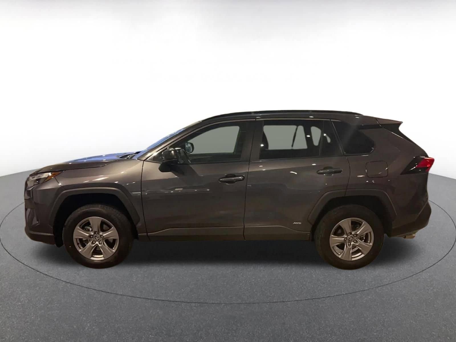 Thumbnail: 2025 Toyota RAV4 - 9