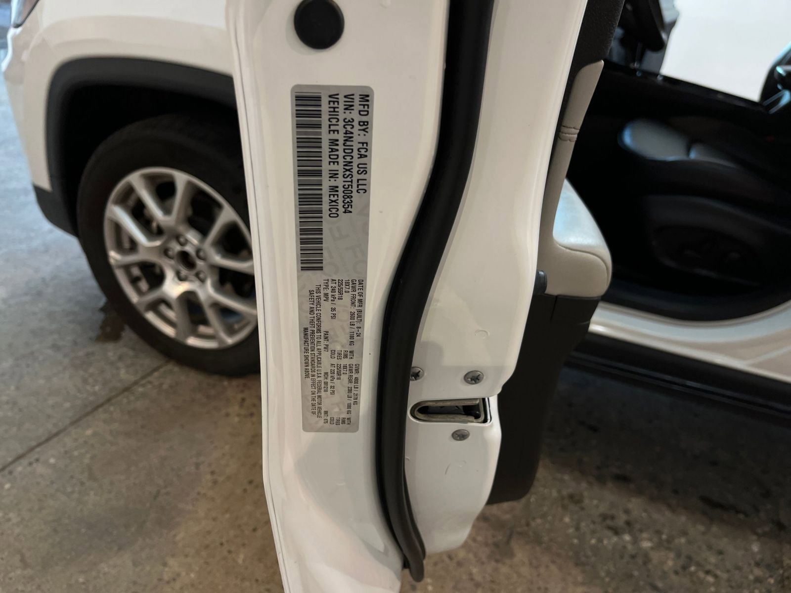 Thumbnail: 2025 Jeep Compass - 29