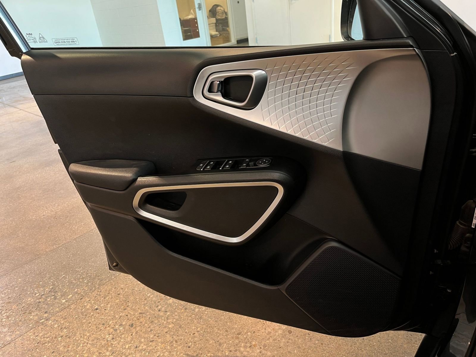 Thumbnail: 2025 Kia Soul - 18