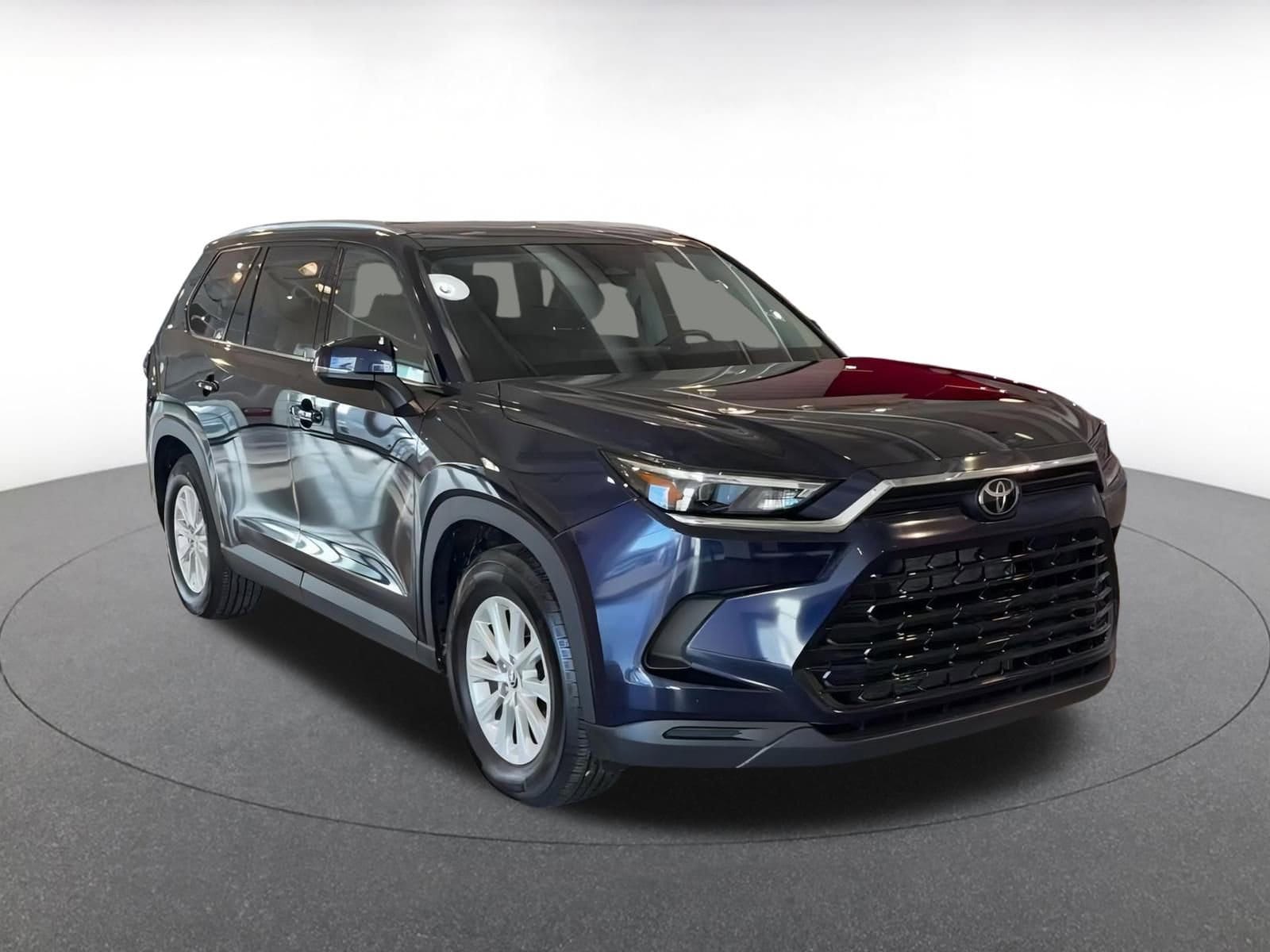 Thumbnail: 2025 Toyota Grand Highlander - 3