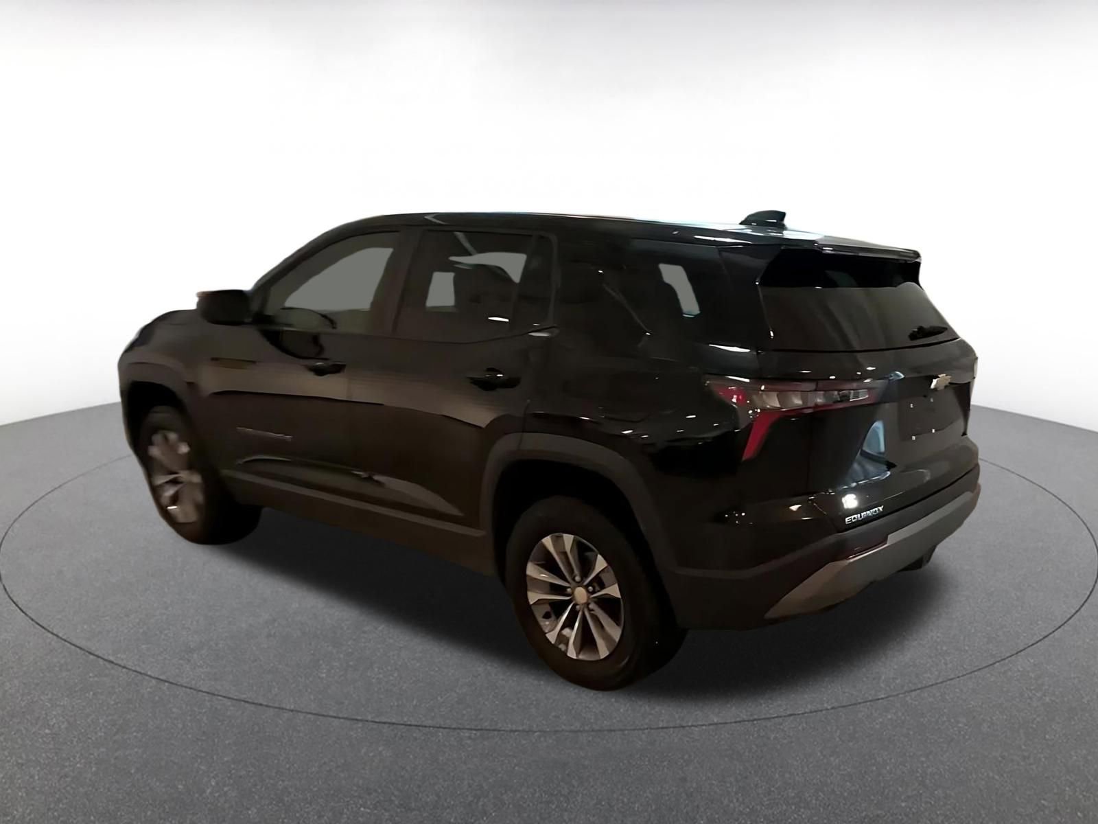 Thumbnail: 2025 Chevrolet Equinox - 10