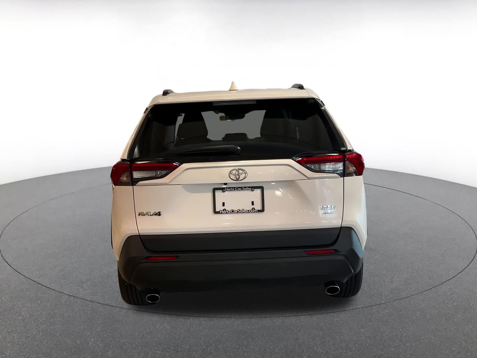 Thumbnail: 2024 Toyota RAV4 - 12