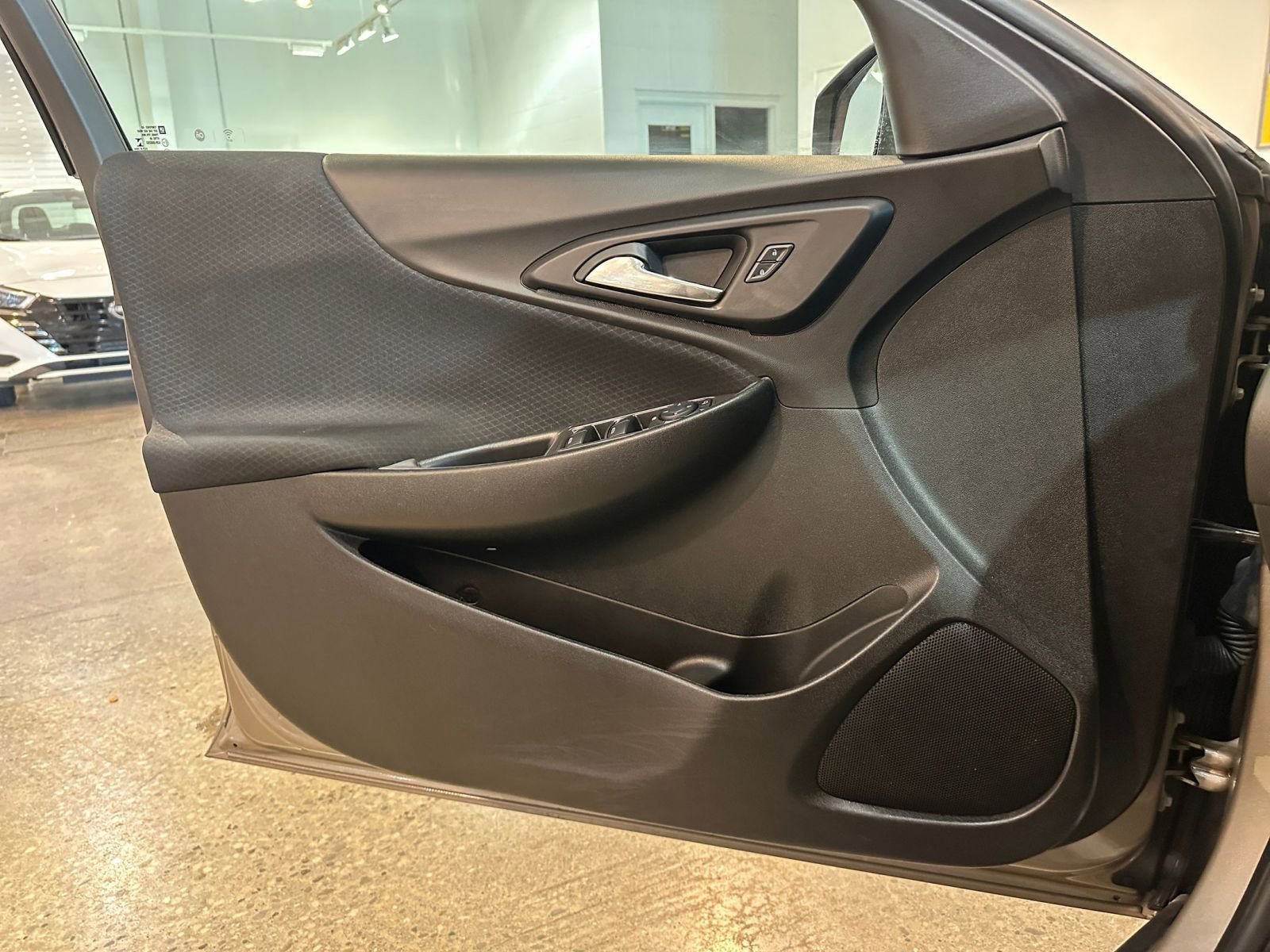 Thumbnail: 2024 Chevrolet Malibu - 20