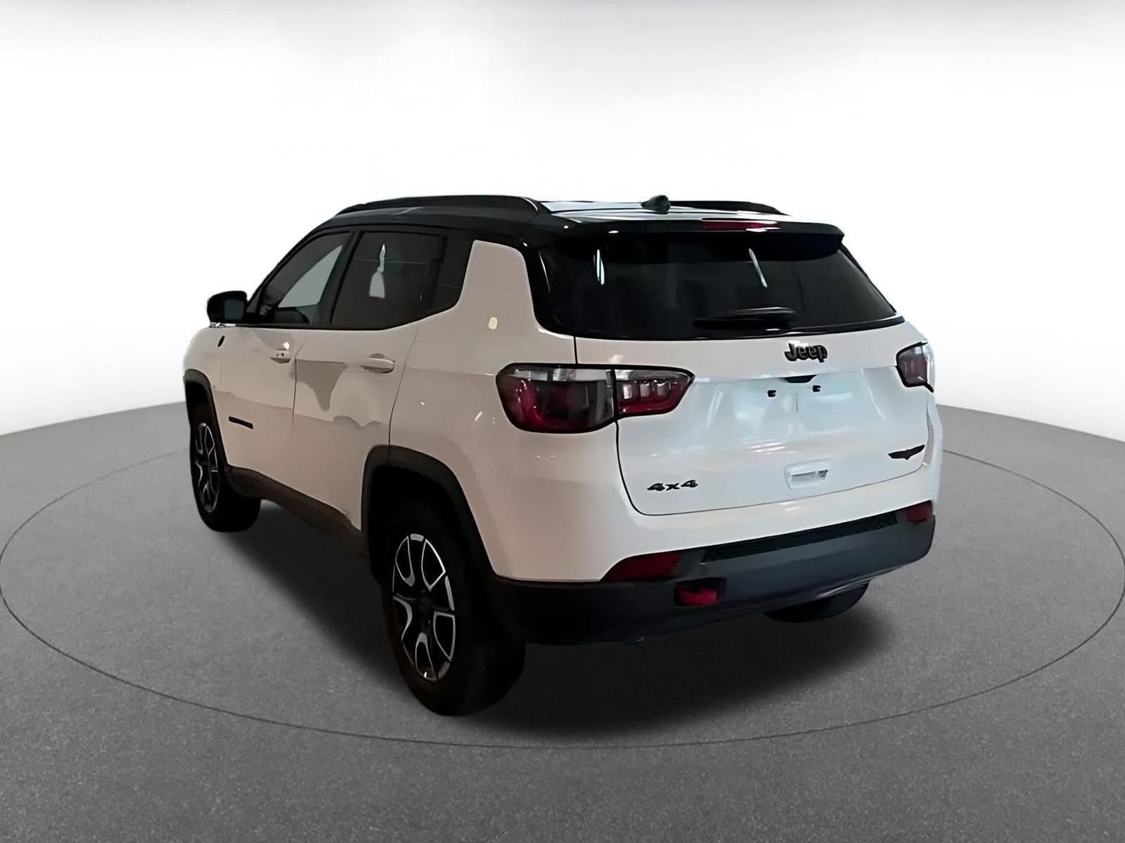 Thumbnail: 2025 Jeep Compass - 11