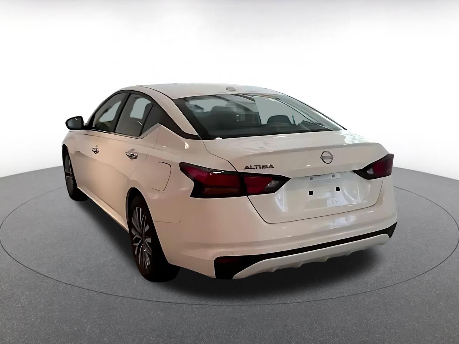 Thumbnail: 2025 Nissan Altima - 12