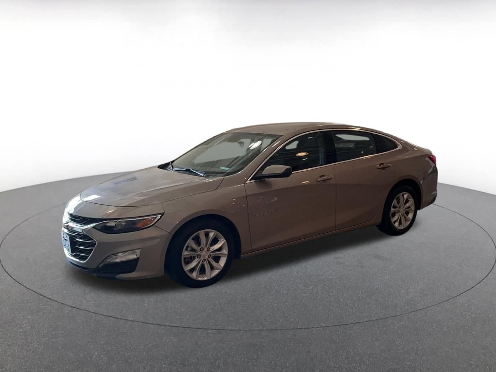 Thumbnail: 2024 Chevrolet Malibu - 8