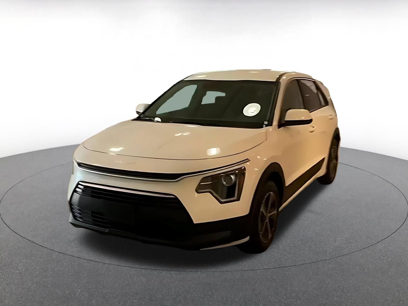 Thumbnail: 2026 Kia Niro - 4
