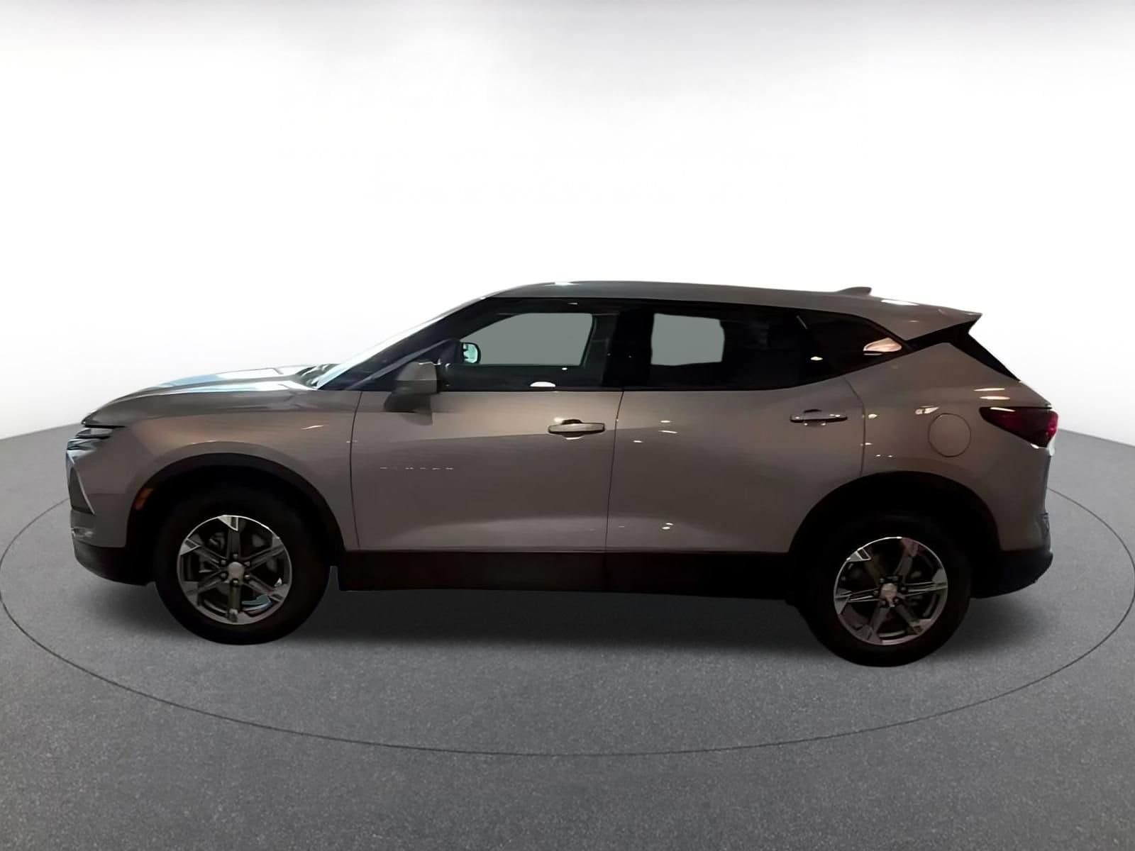 Thumbnail: 2025 Chevrolet Blazer - 6