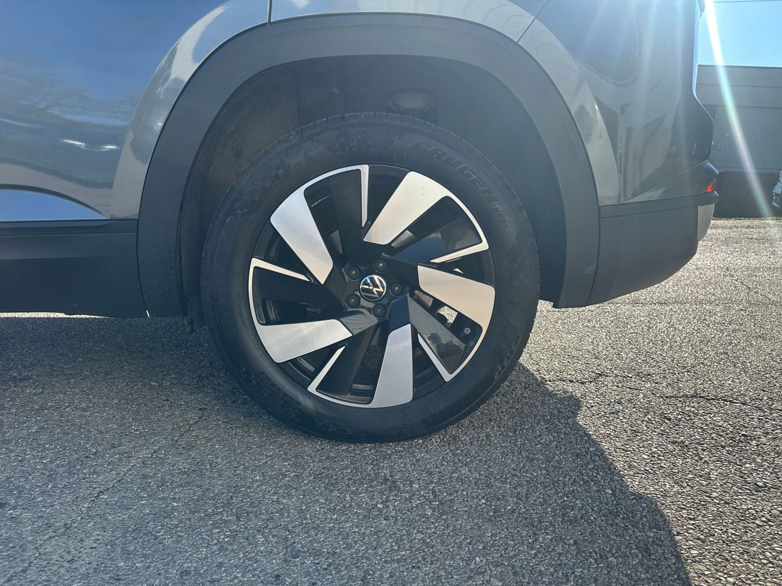 Thumbnail: 2025 Volkswagen Atlas - 30