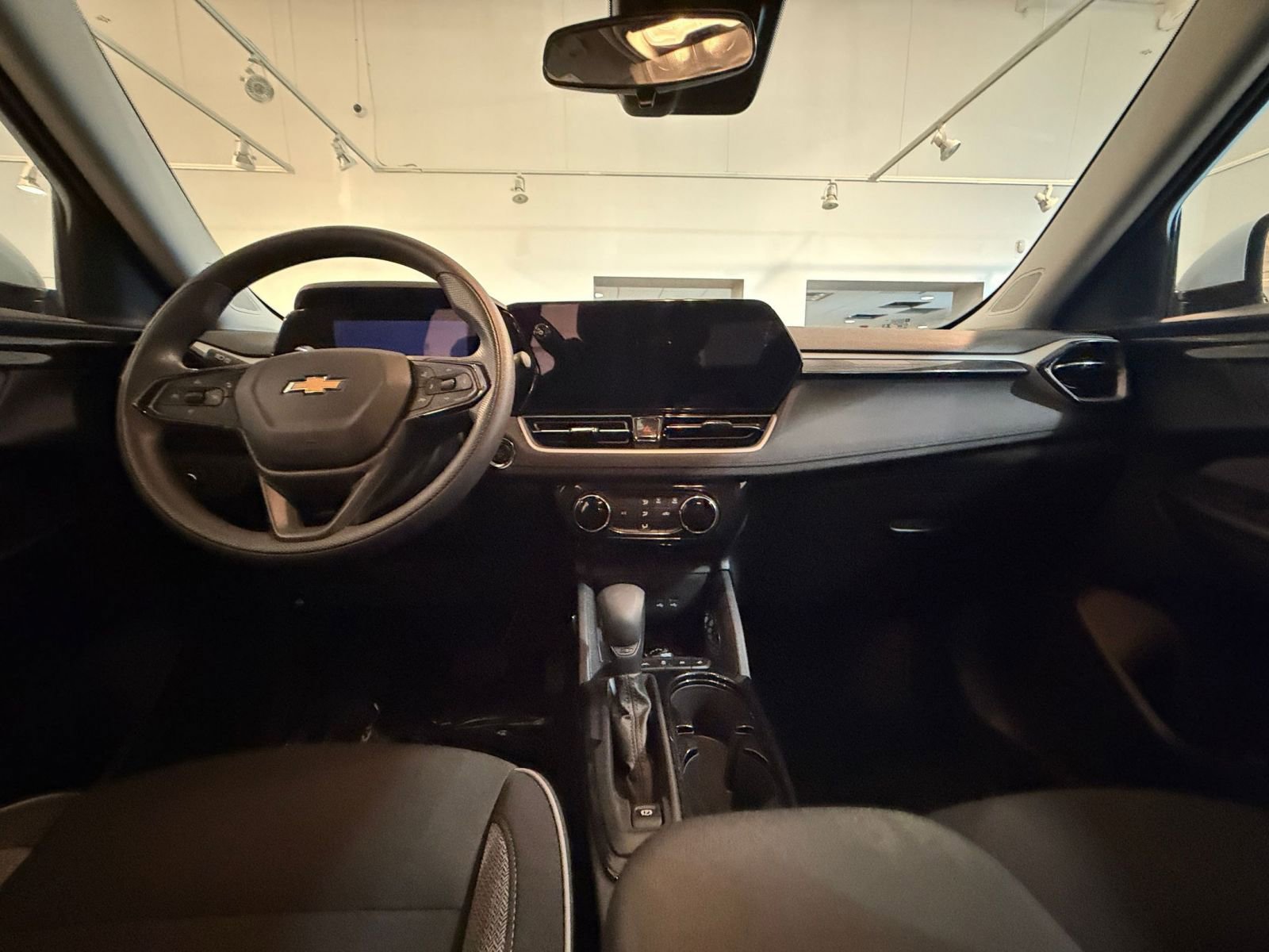 Thumbnail: 2025 Chevrolet TrailBlazer - 31