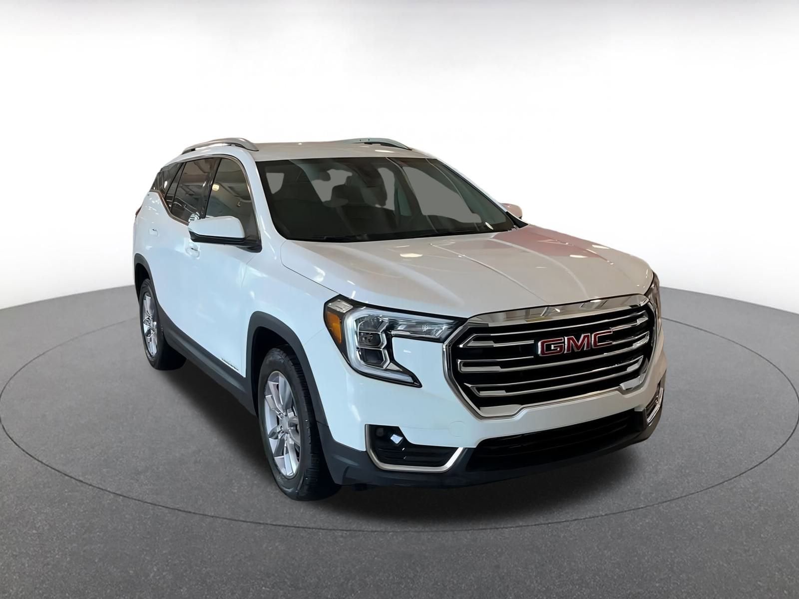 Thumbnail: 2024 GMC Terrain - 3