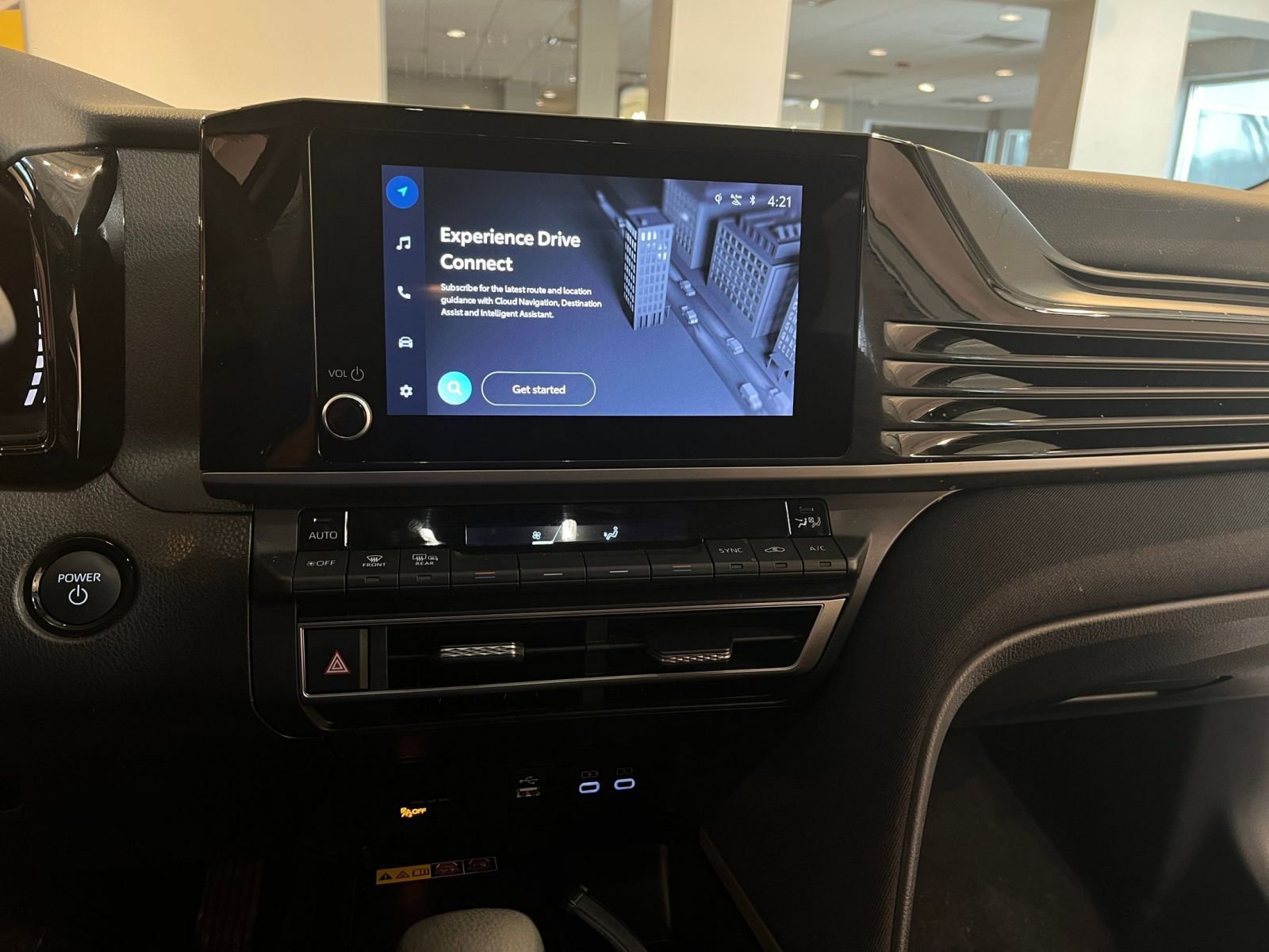 Thumbnail: 2025 Toyota Camry - 17