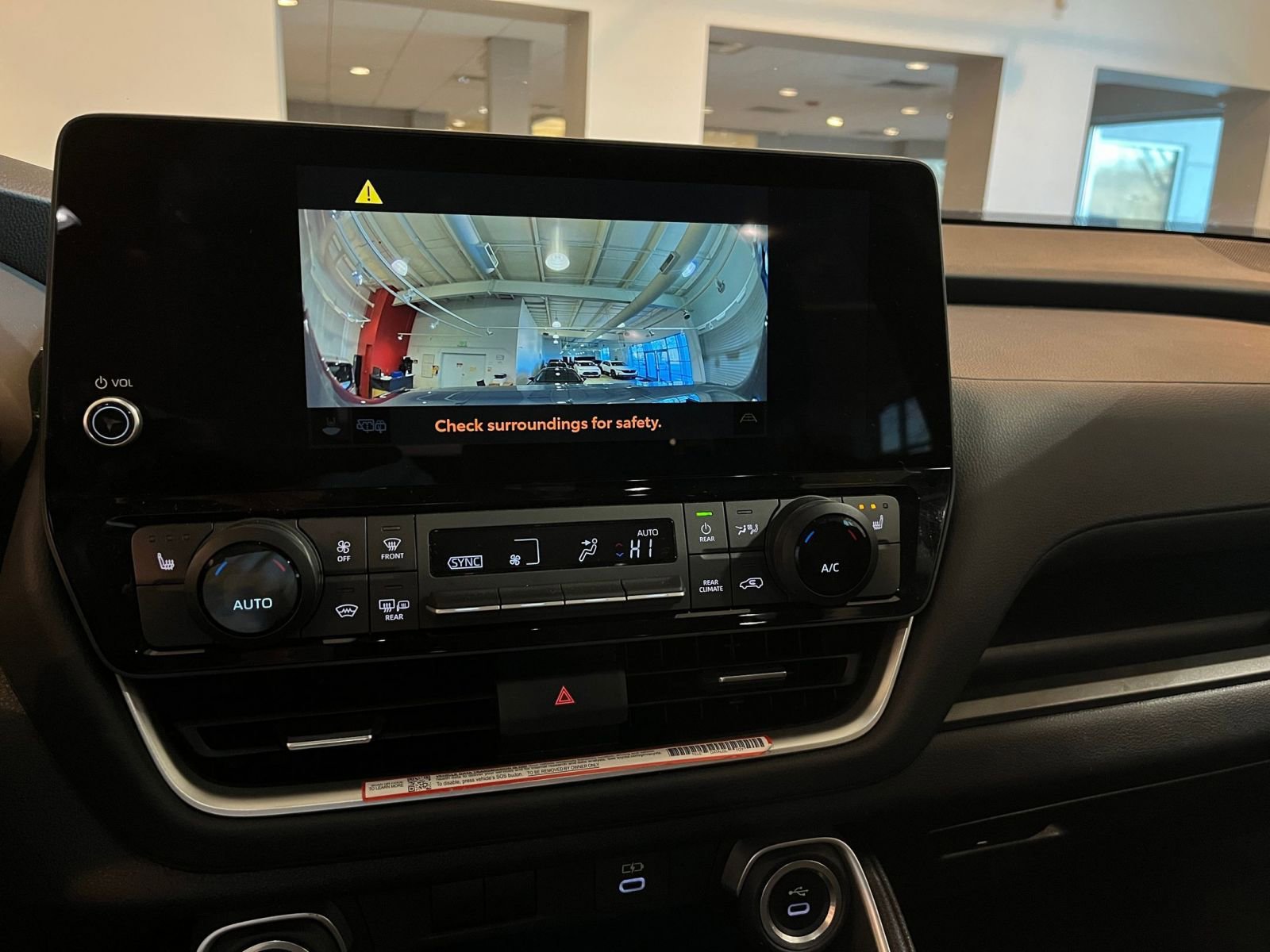 Thumbnail: 2025 Toyota Grand Highlander - 25