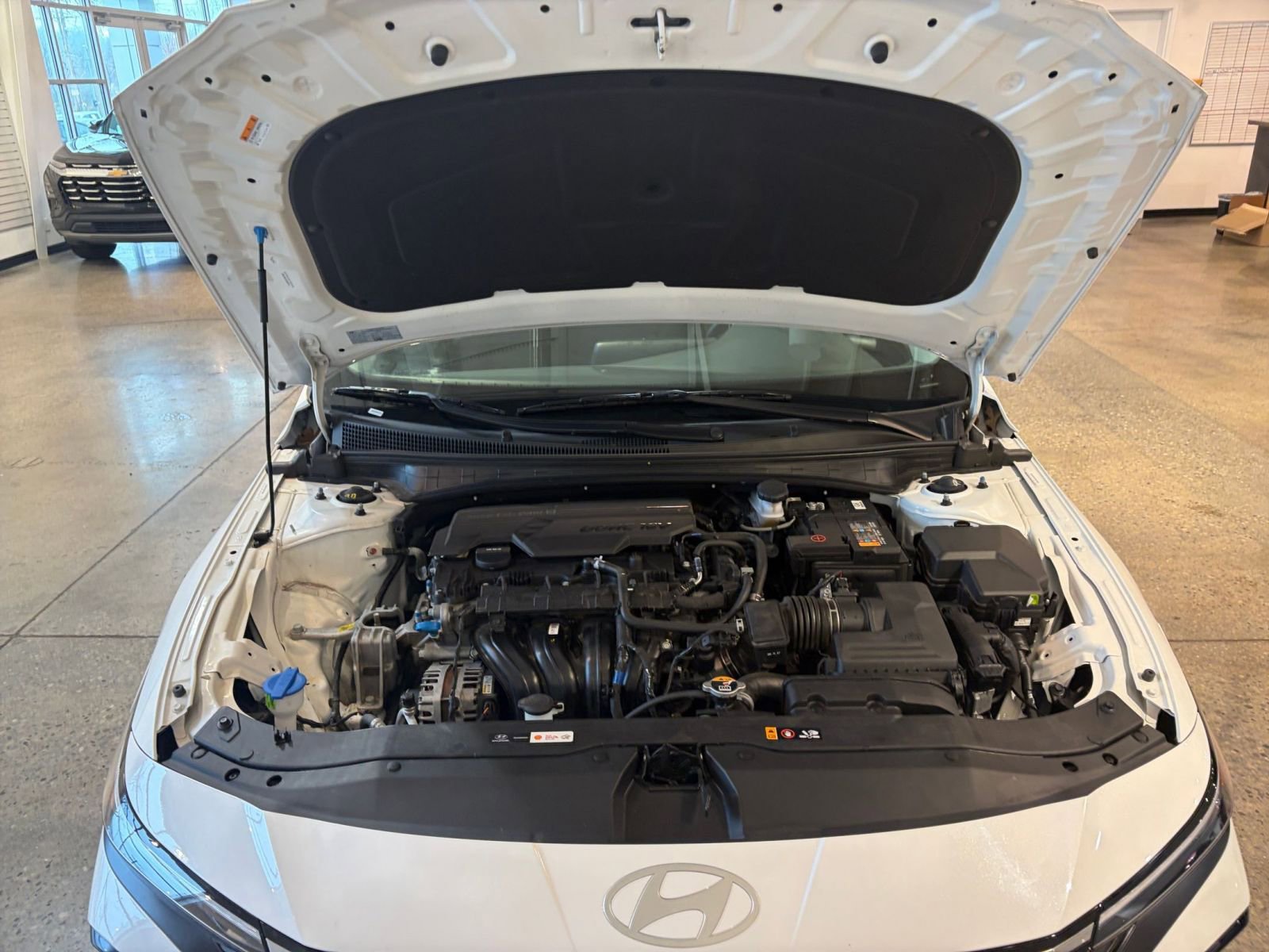 Thumbnail: 2025 Hyundai Elantra - 32