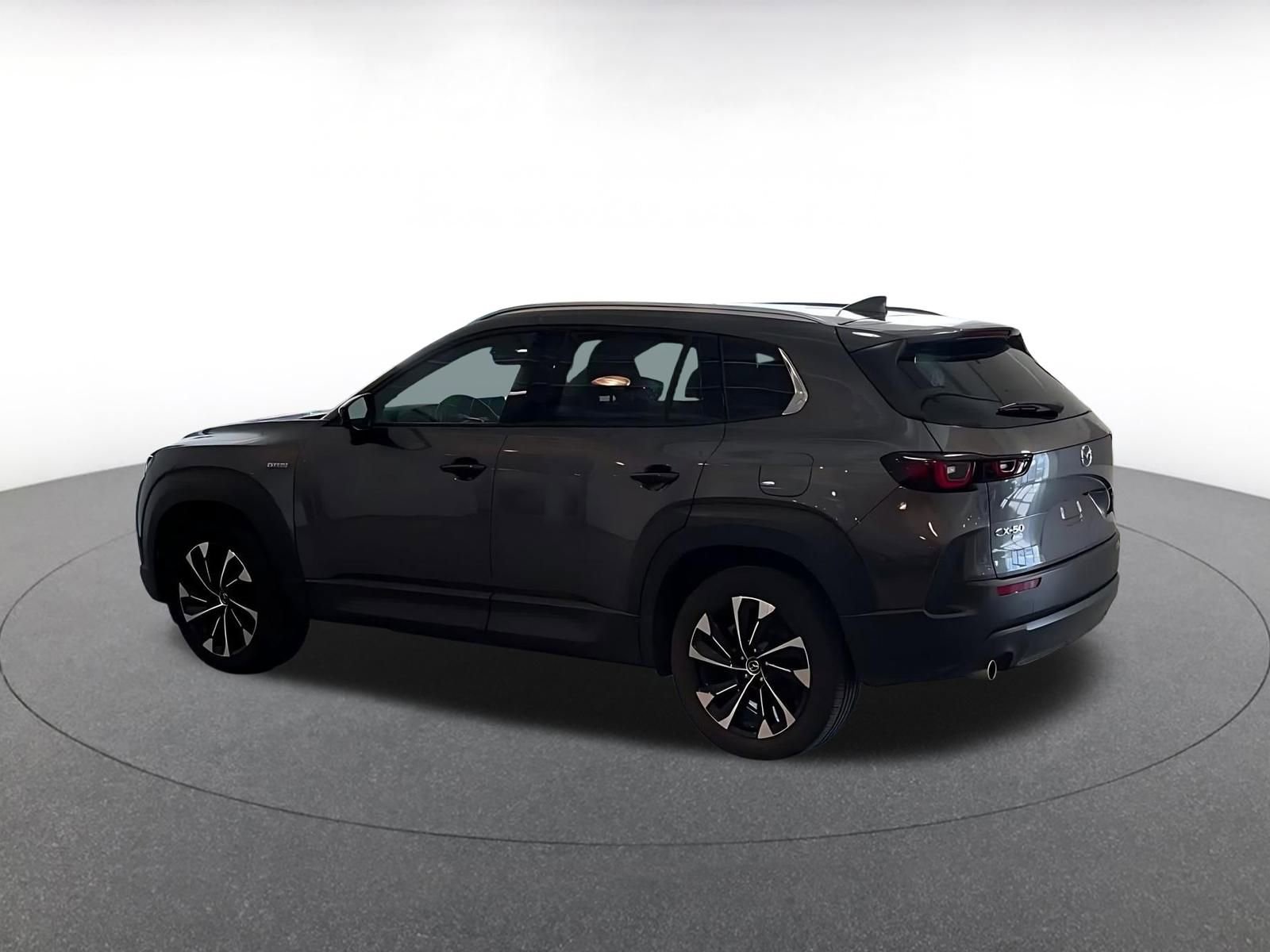 Thumbnail: 2025 Mazda CX-50 - 10