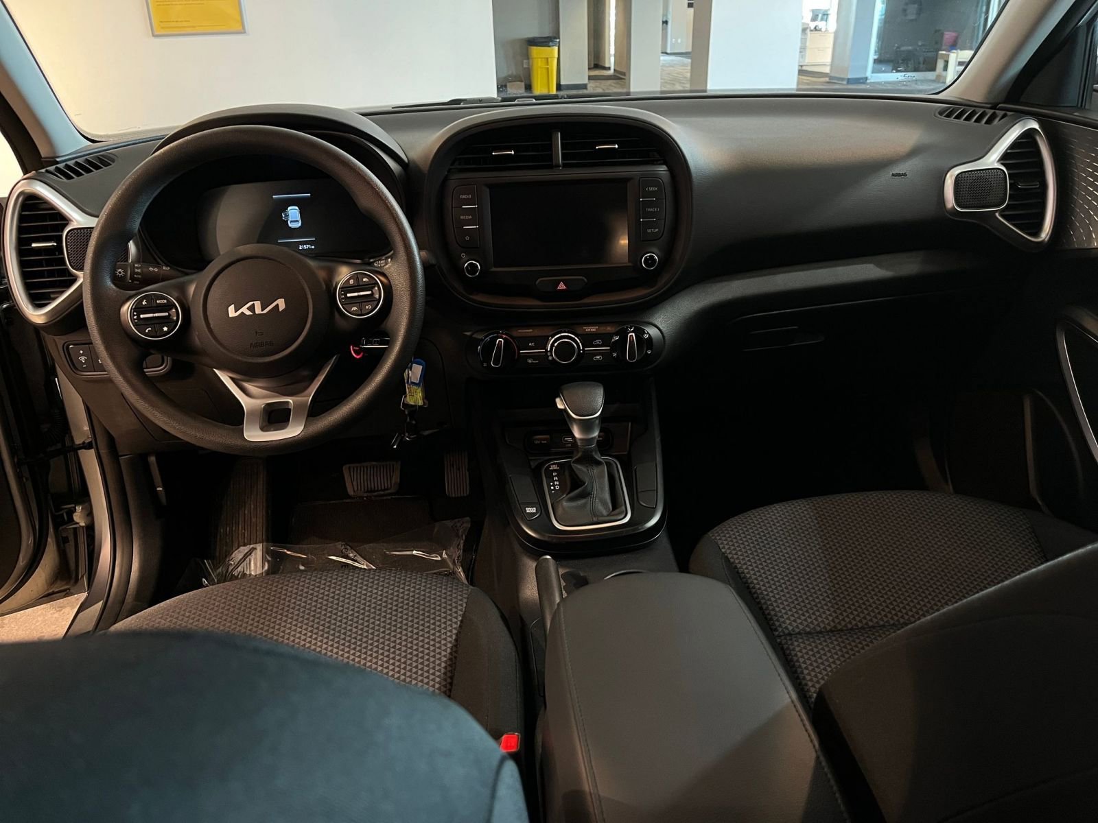 Thumbnail: 2025 Kia Soul - 32